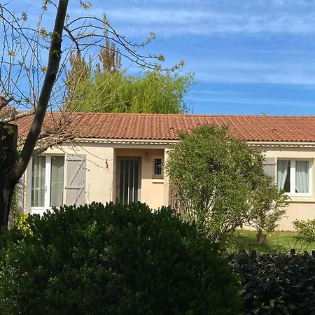 Maison Tranquille Avec Jardin Et Wifi, 3 - Fr-1-336-116 Casa de Férias