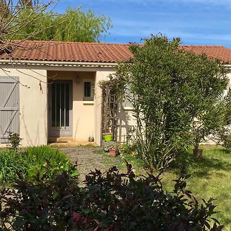 Maison Tranquille Avec Jardin Et Wifi, 3 - Fr-1-336-116 * Avrille (Vendee)