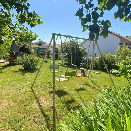 Nyaraló Maison Tranquille Avec Jardin Et Wifi, 3 - Fr-1-336-116 Avrillé