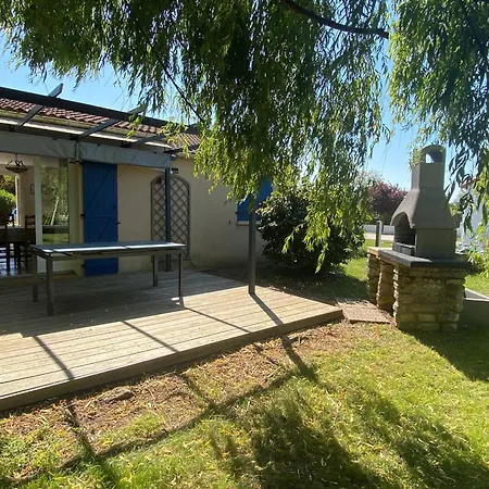 Maison Tranquille Avec Jardin Et Wifi, 3 - Fr-1-336-116 * Avrillé